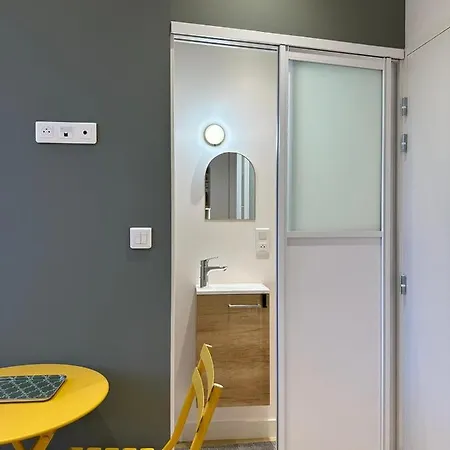 Апартаменты Cocon Bressigny T1 Centre-ville Wifi Анже